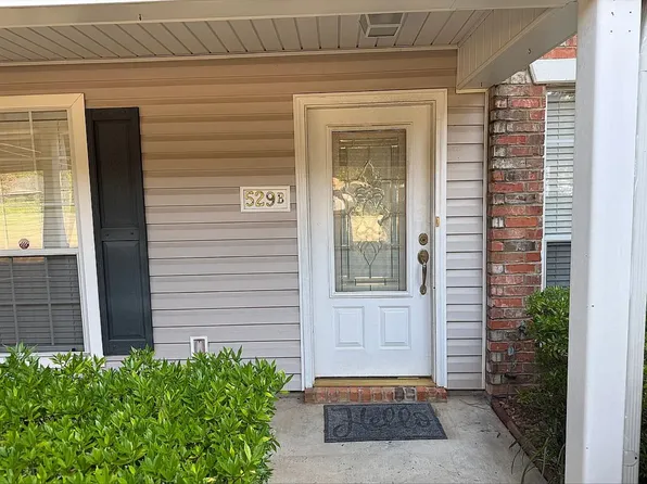 529 Versailles Blvd APT B, Alexandria, LA 71303