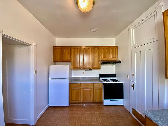 4th image of 1747 McAllister St APT 7