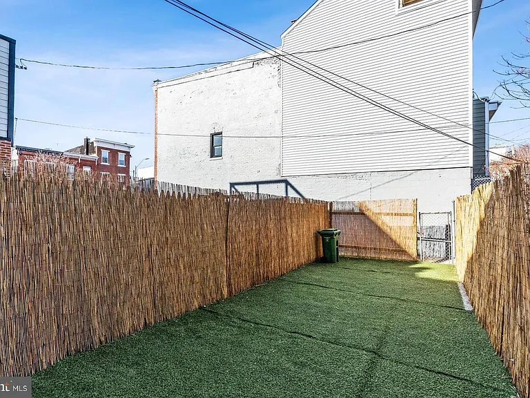 1534 S Charles St — Photo 37