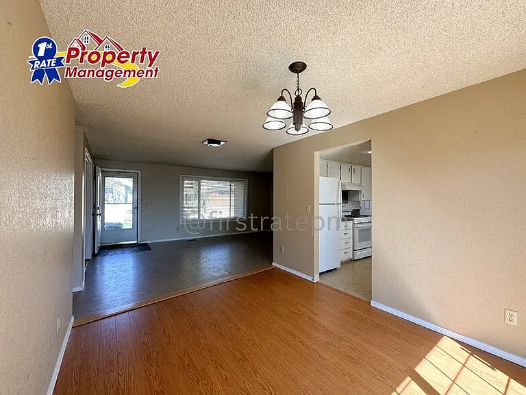 712 Fair Ln — Photo 7