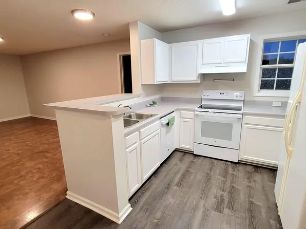 2031 Wolfmill Dr #202, Raleigh, NC 27603