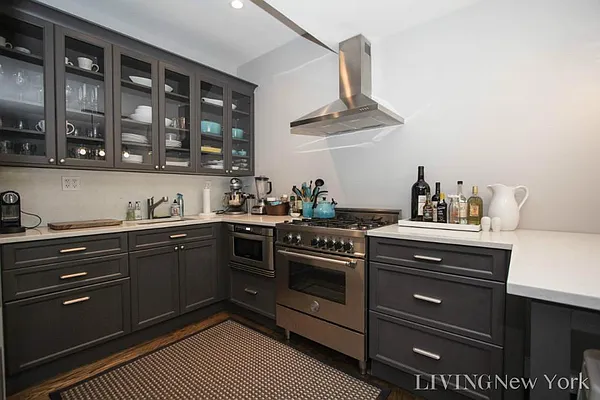 Rented by Living New York | media 14