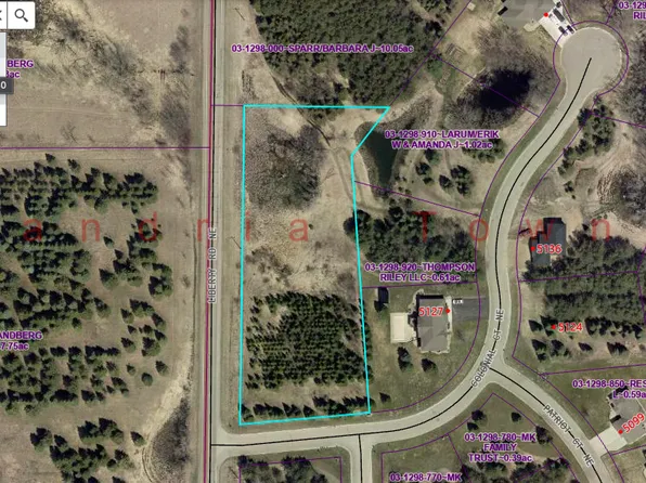 49 Colonial Ct NE, Alexandria, MN 56308