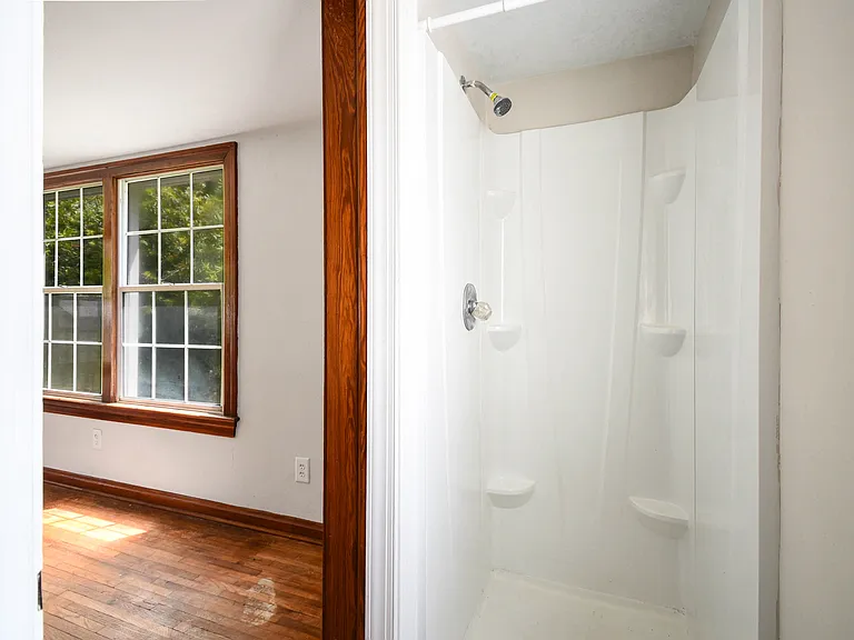 5304 Attleboro St — Photo 21