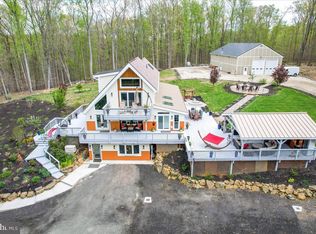 19319 Harmony Church Rd, Leesburg, VA 20175