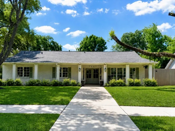 7803 Meadowglen Ln, Houston, TX 77063