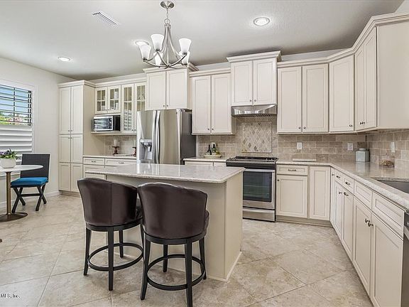 5th image of 617 Mangrove Thicket Blvd