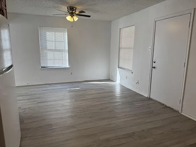 513 Rose St — Photo 3