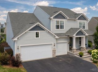 659 Glenwood Dr, South Elgin, IL