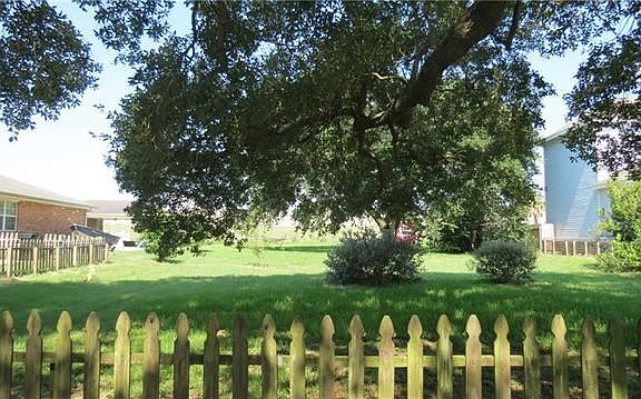 4th image of 6388 Bellaire Dr
