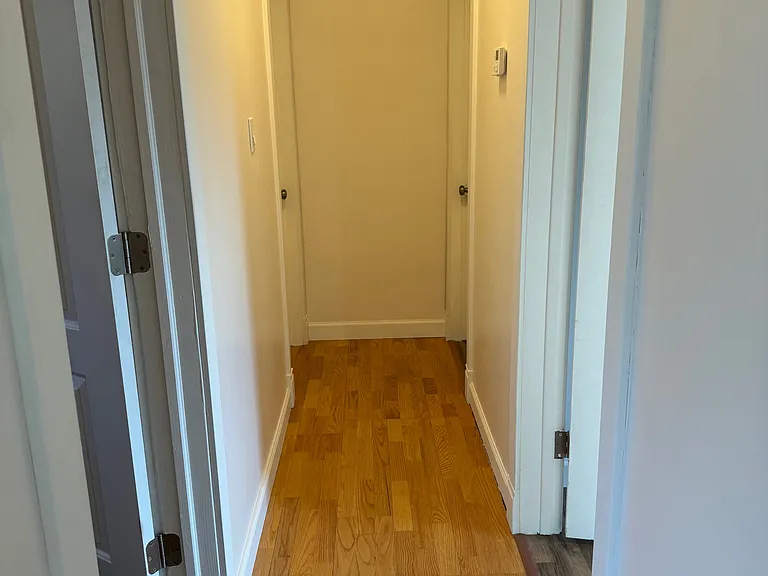 8334 Columbia Ave — Photo 10