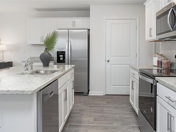 7th image of this home