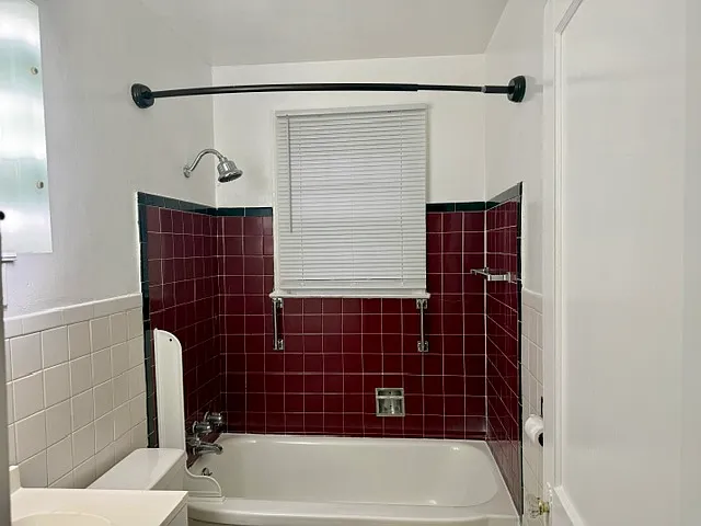 1034 Lockland Ave — Photo 8