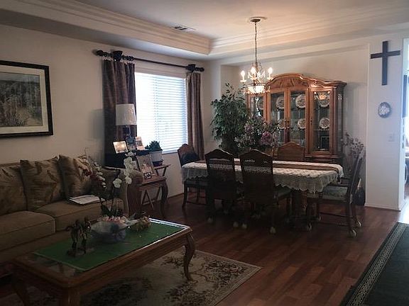 4th image of 9254 Begonia Ave