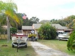 164 Cedar Ave, Cocoa Beach, FL 32931