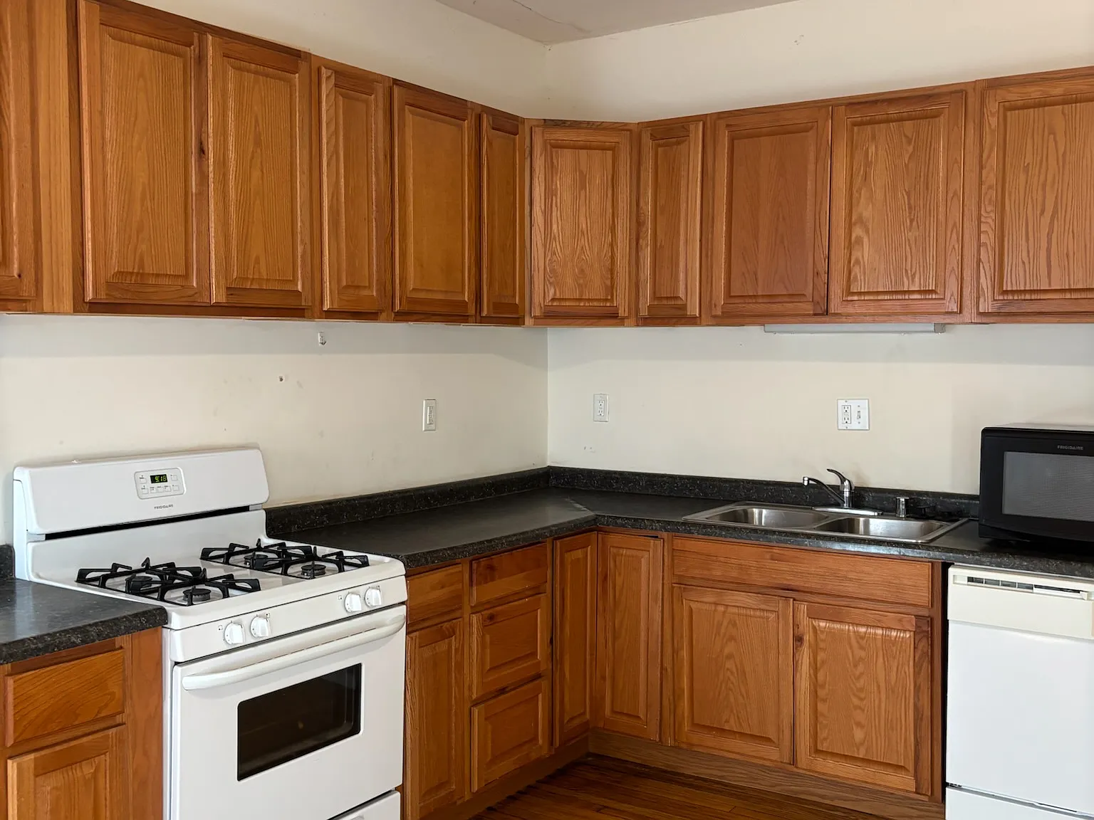 129 East Gorham Street - Unit 1 — Photo 2