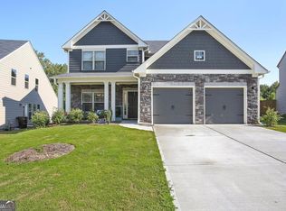 1208 Silvercrest Ct, Powder Springs, GA 30127
