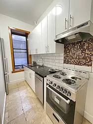 Rented by Best Apartments North Inc