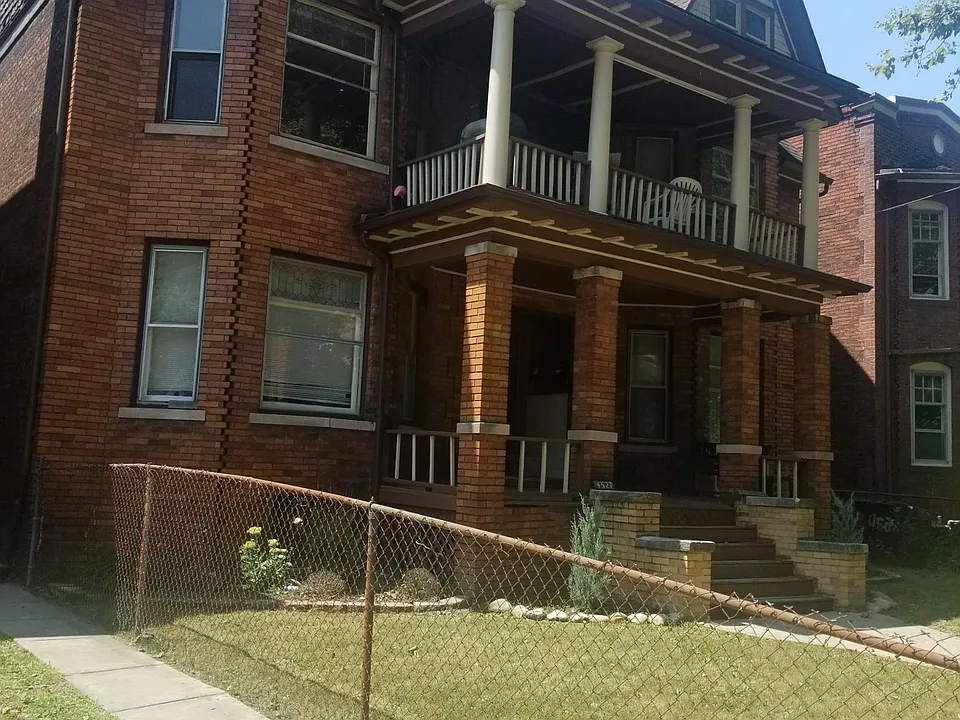 4527 Commonwealth St #2