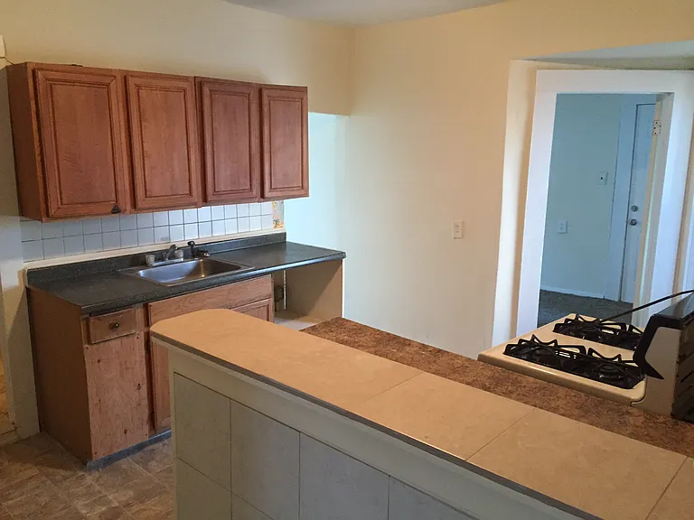 154 Austin St #2 — Photo 4