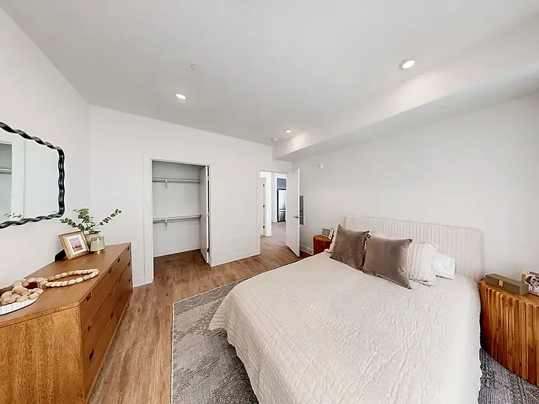 The Gallery Apartments — Photo 8