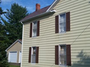 322 Massanutten Ave, Shenandoah, VA 22849