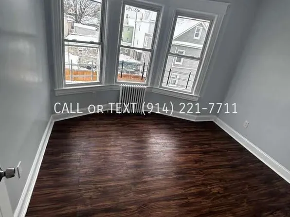 33 William St, Yonkers, NY 10701