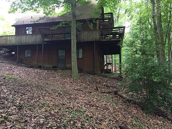 5th image of 102 Melrose Pl