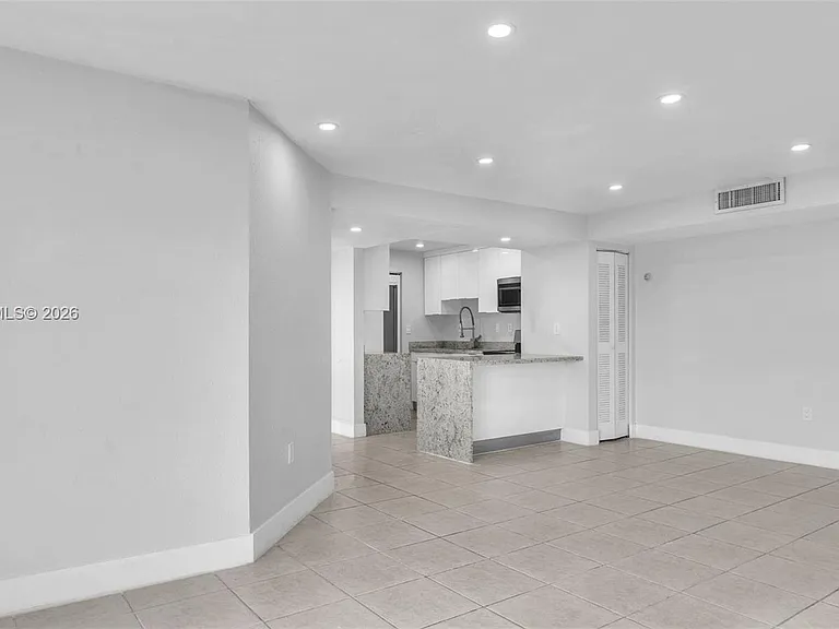 10755 SW 108th Ave #304 — Photo 21