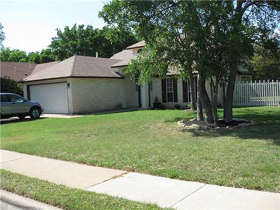 4th image of 1800 Sylvia Ln