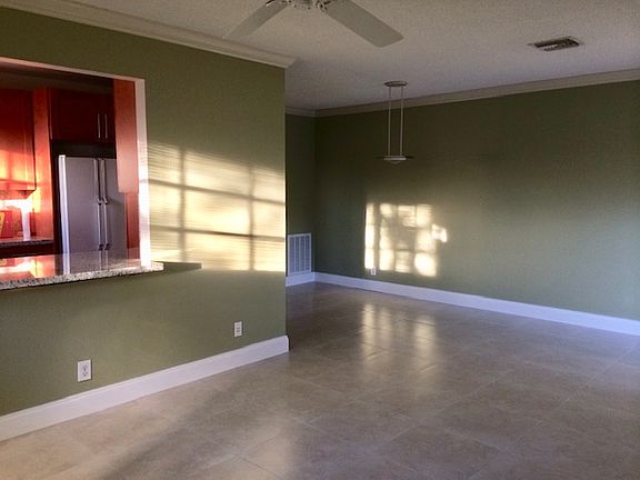 2nd image of 7954 Camino Cir