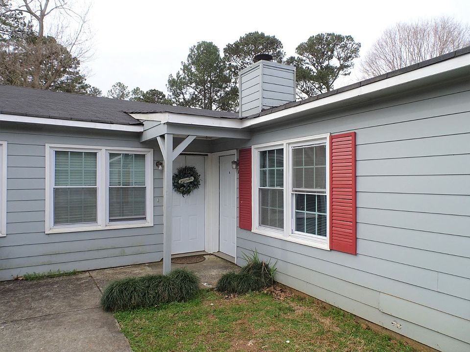 1st image of 107 Wynnwood Dr #C