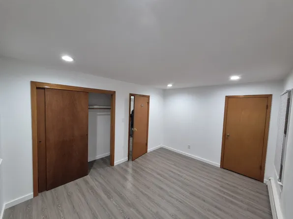 213 Sanford Ave Floor 2, Kearny, NJ 07032