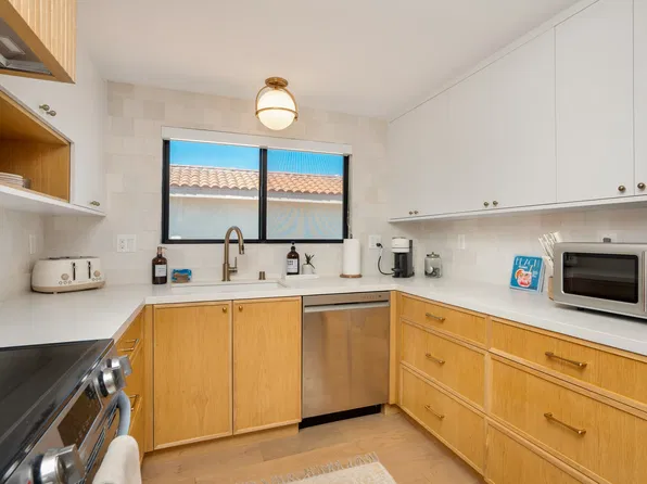 5135 W Wooley Rd #6, Oxnard, CA 93035