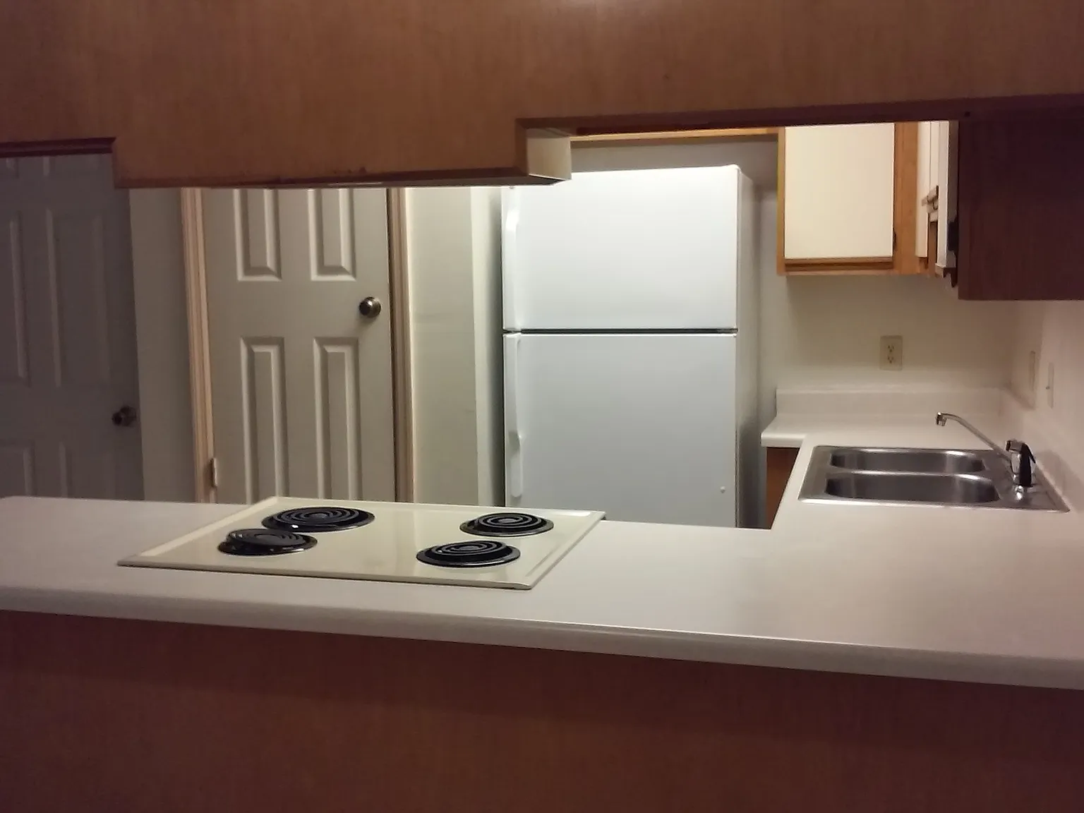 1 bed, 800 sqft, $1,190 — Photo 2