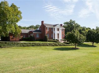6037 Saddleview Dr, Franklin, TN 37067