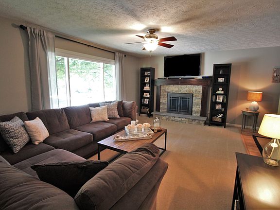 5th image of 2405 Norman Dr