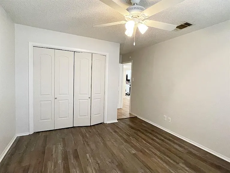 1808 Prairie Knoll Ct #B — Photo 14