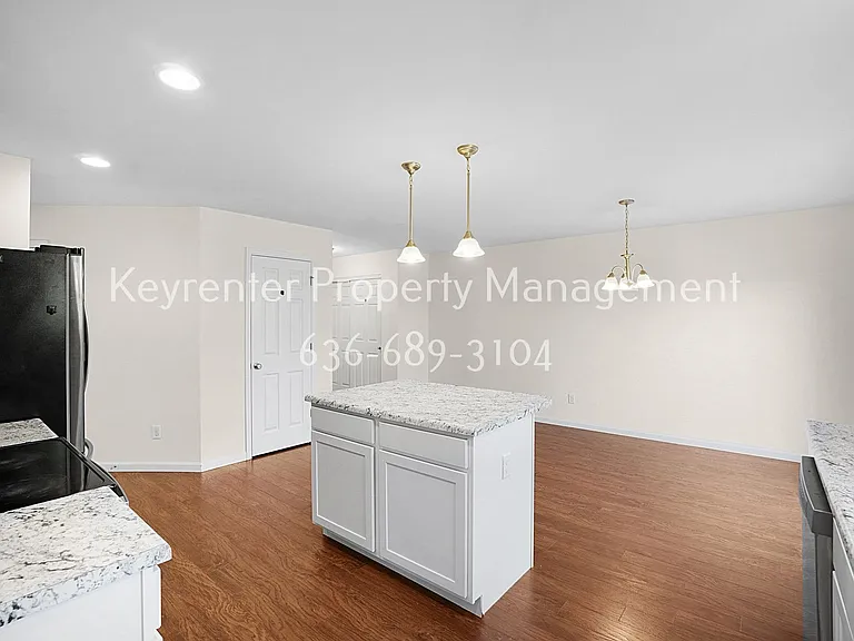2645 Winding Valley Dr — Photo 6