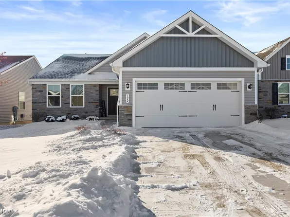 122 Eagle Cir, Amherst, OH 44001