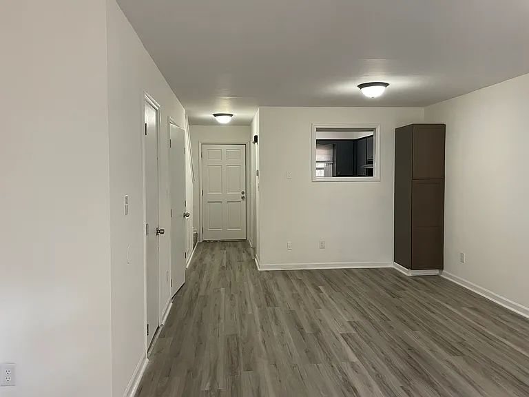 6909 Glendower Rd #B — Photo 30