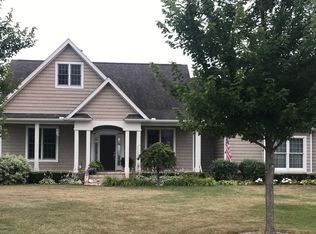 11845 Vasold Rd, Freeland, MI 48623