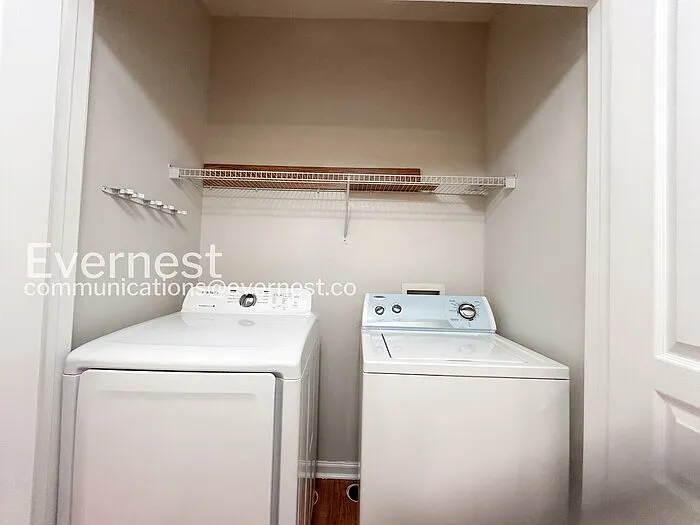 8290 Gate Pkwy W #1301 — Photo 11