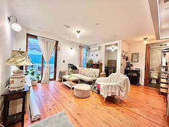 Rented by Doorway NYC, LLC