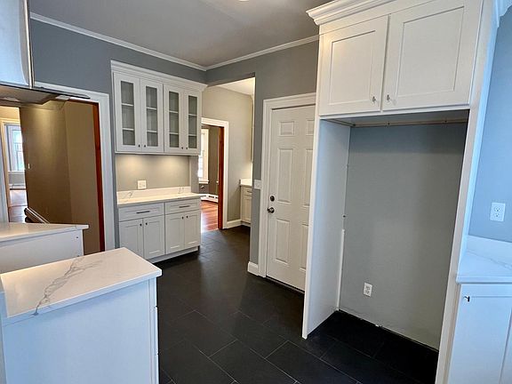 2nd image of 517 Angell St Floor 1