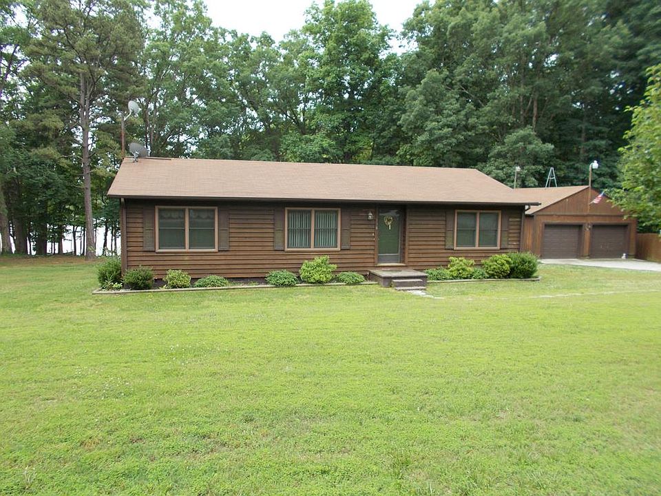 1st image of 138 Mooresville Park Cir