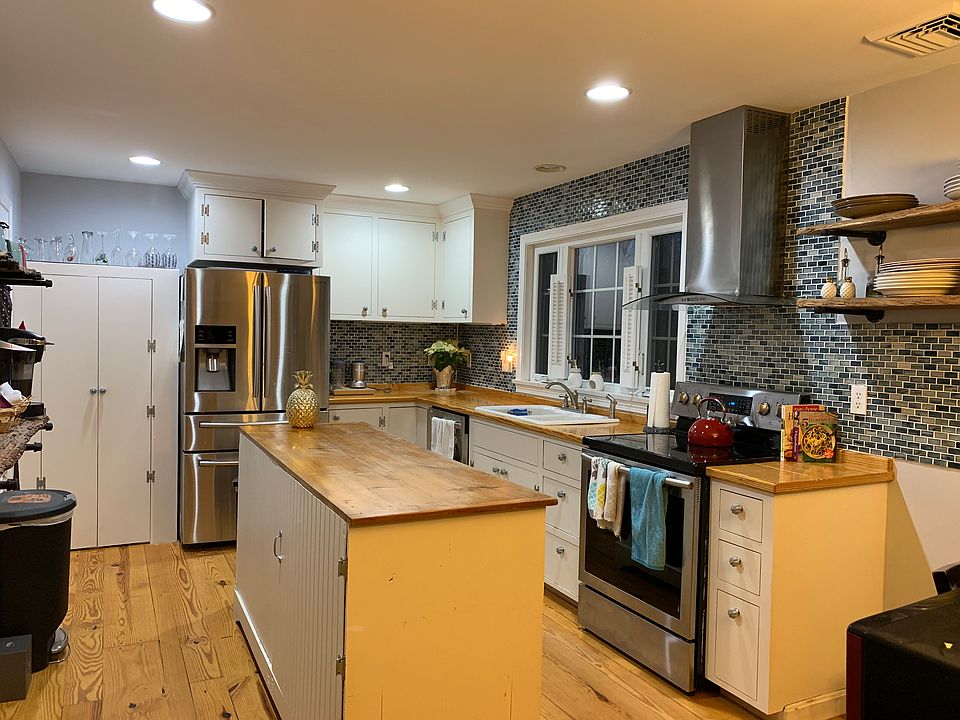 Stainless steel appliances