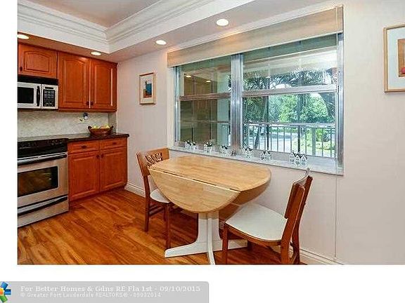 3rd image of 800 Cypress Grove Dr APT 210