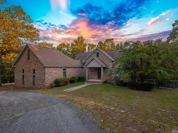 227 Hilltop Rd, Cabot, AR 72023