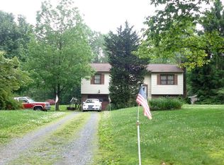 145 Red Oak Dr, Boyertown, PA 19512